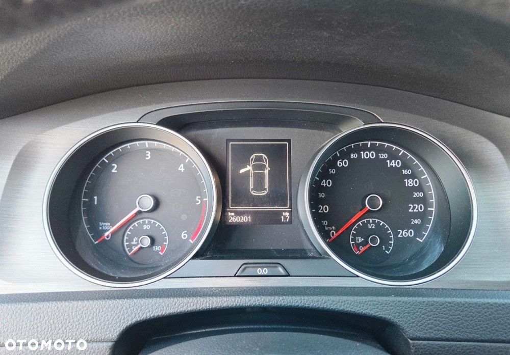 Volkswagen Golf - 14