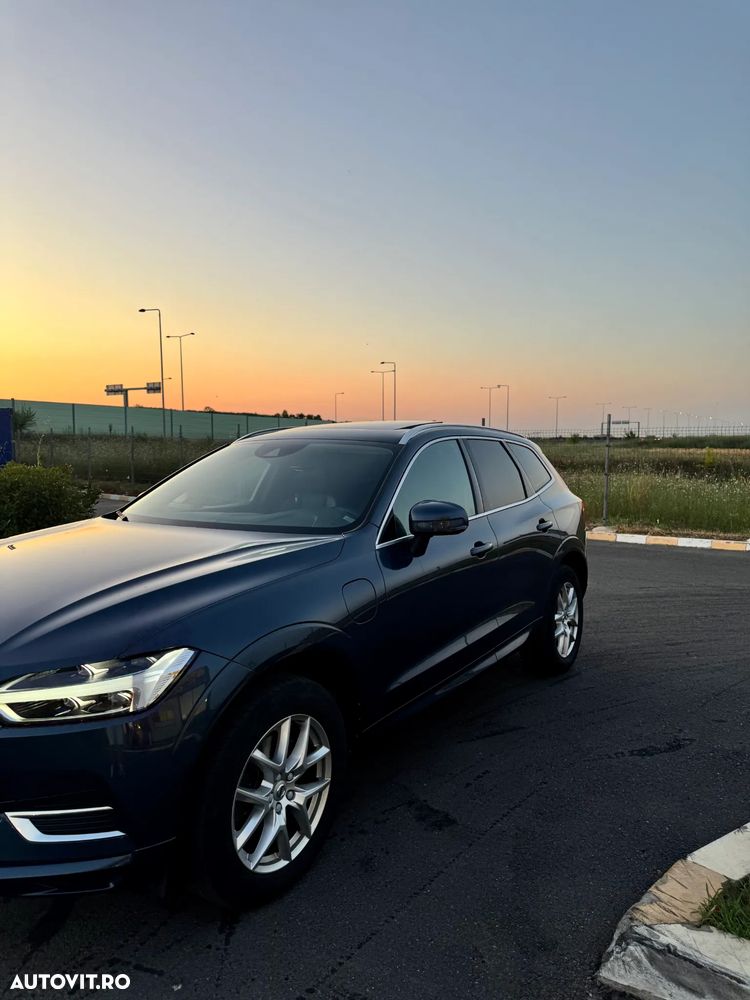 Volvo XC 60 T8 Twin Engine AWD Momentum - 5