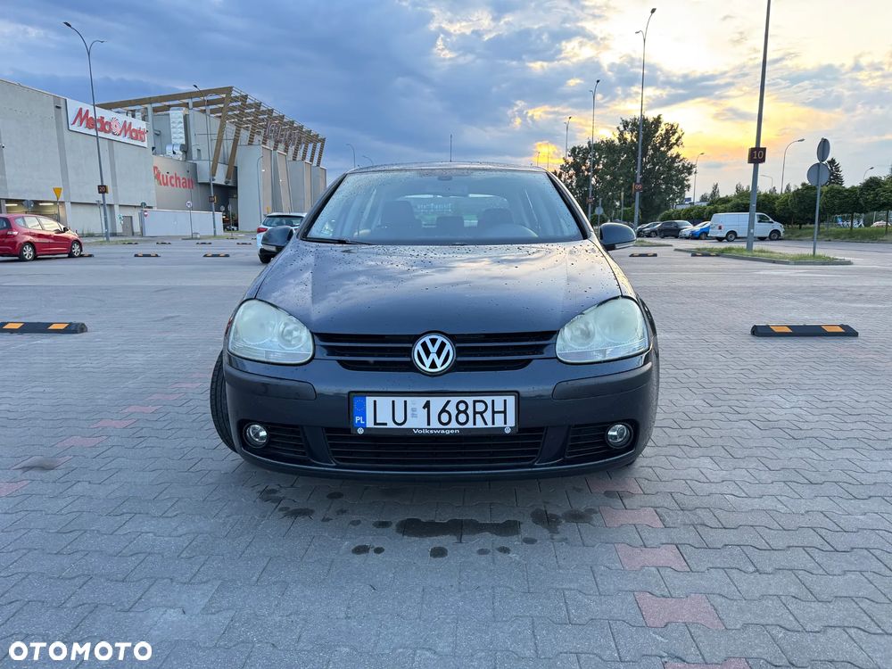 Volkswagen Golf - 4