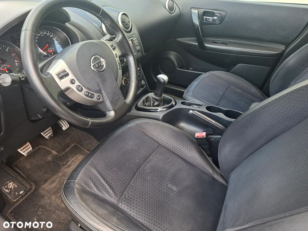 Nissan Qashqai 1.6 360 - 11