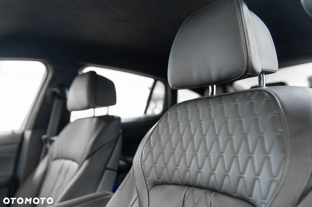BMW X6 - 33