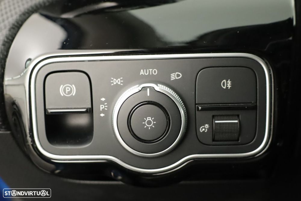 Mercedes-Benz A 200 Standard - 19