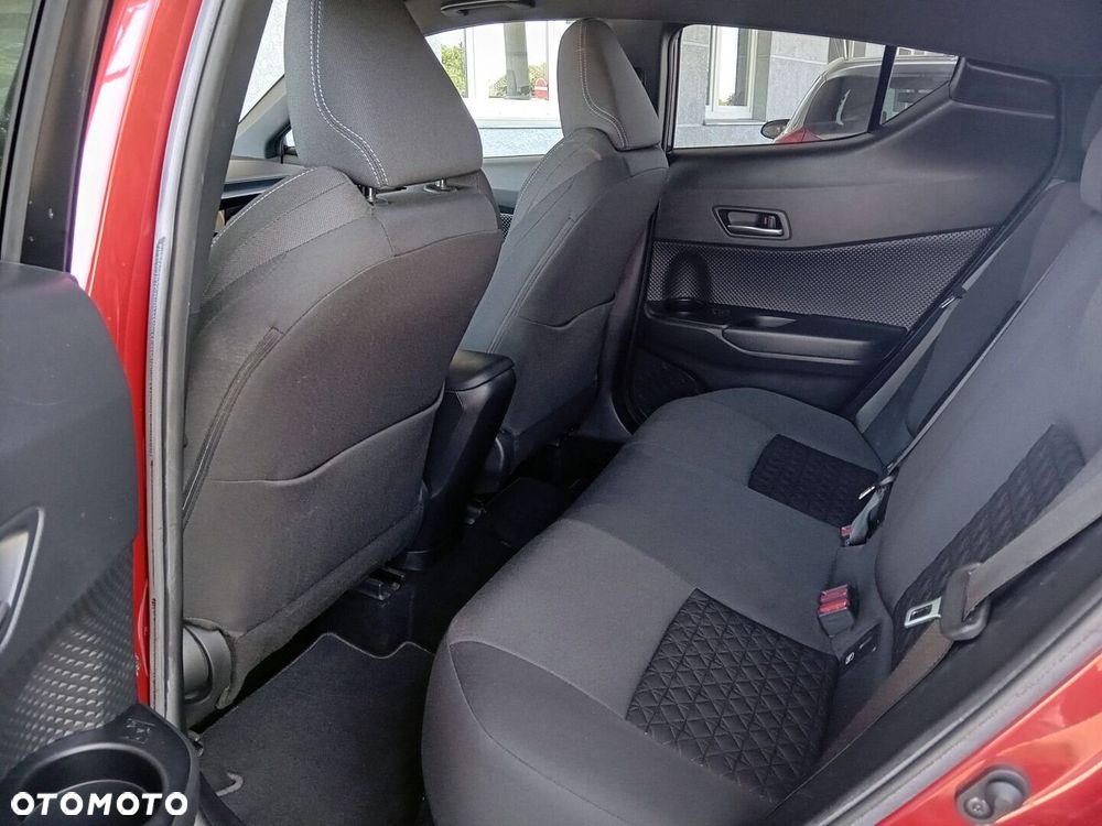 Toyota C-HR 1.2 T Style - 10