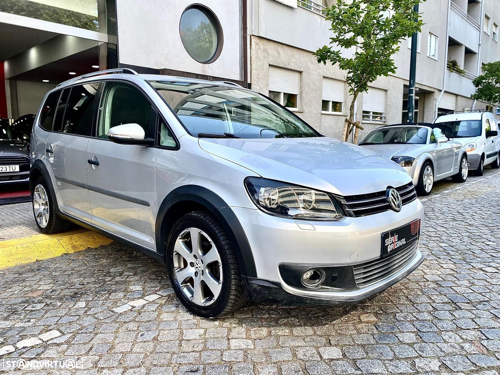VW Touran 1.4 TSI EcoFuel DSG Comfortline - 6