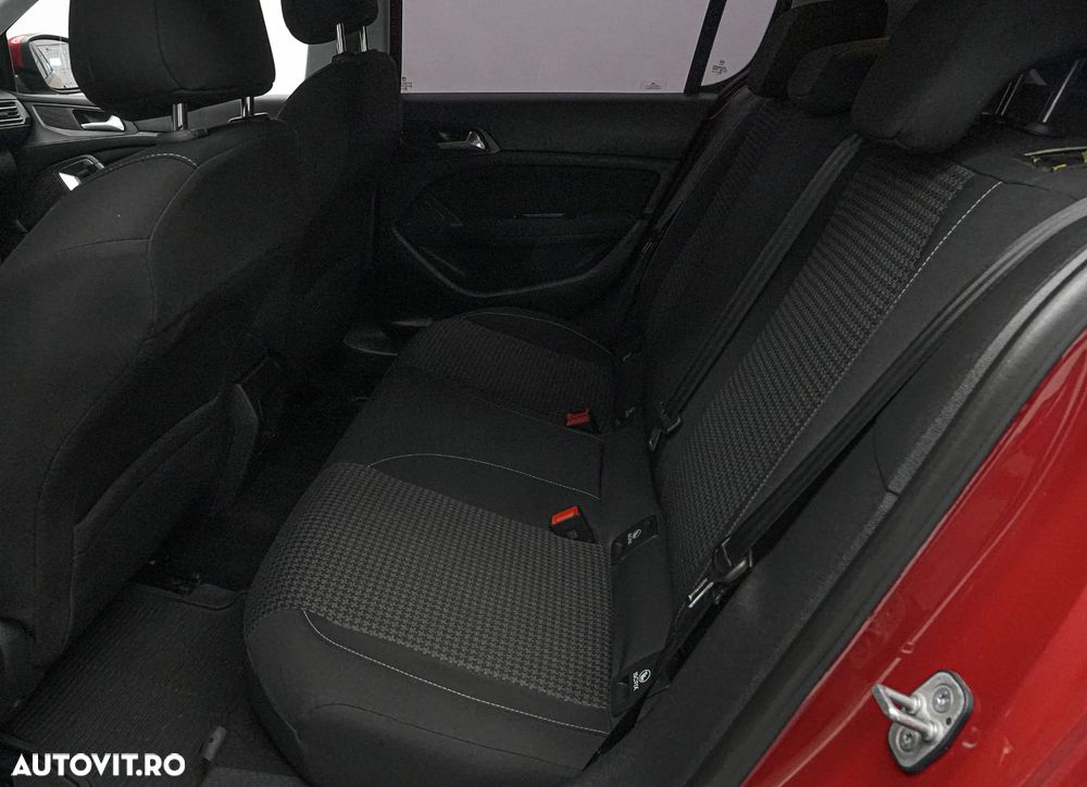 Peugeot 308 1.2 L PureTech Turbo S&S Allure - 15