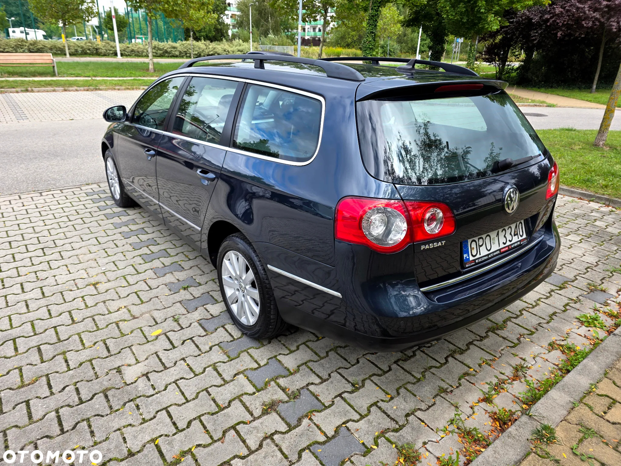 Volkswagen Passat 1.9 TDI Comfortline - 4