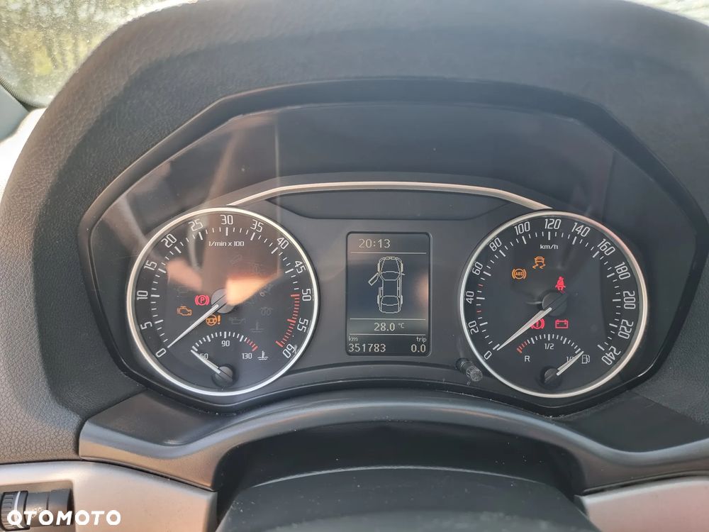 Skoda Octavia 2.0 TDI Ambiente - 11