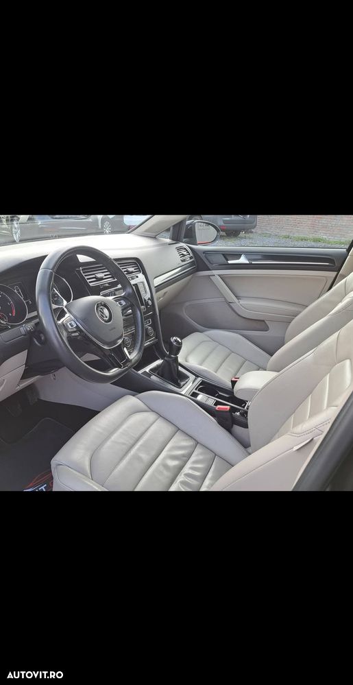 Volkswagen Golf 1.6 TDI DPF BMT Highline - 18