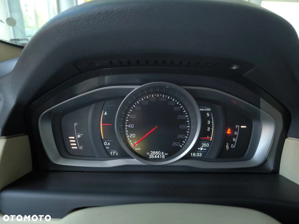 Volvo XC 70 D4 AWD Summum - 23