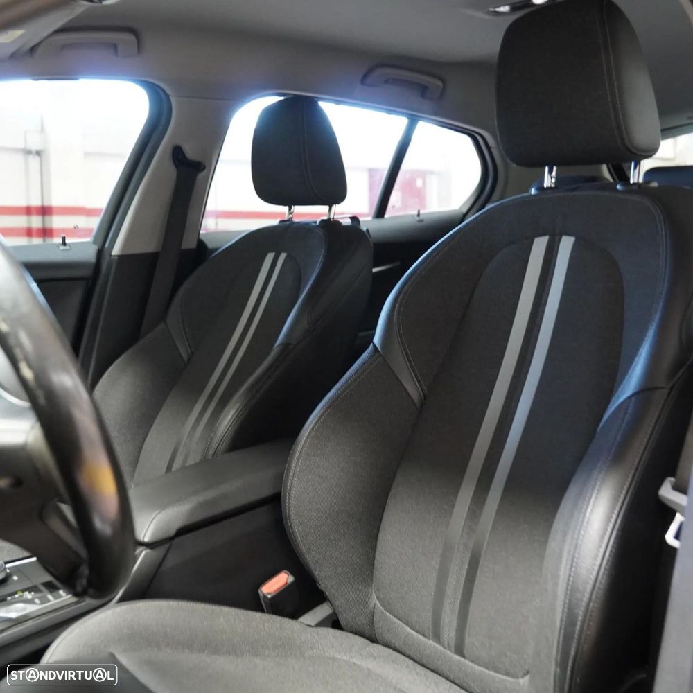 BMW 118 i Line Sport Auto - 25