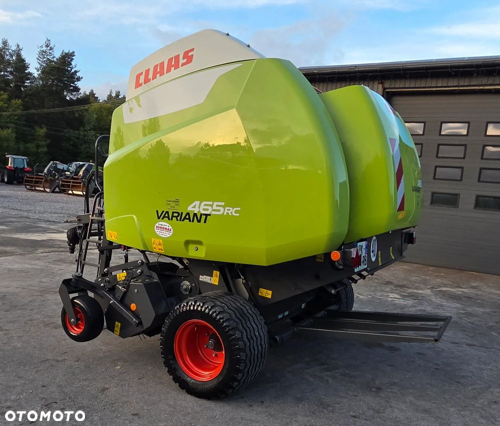 Claas Variant 465 RC - 4