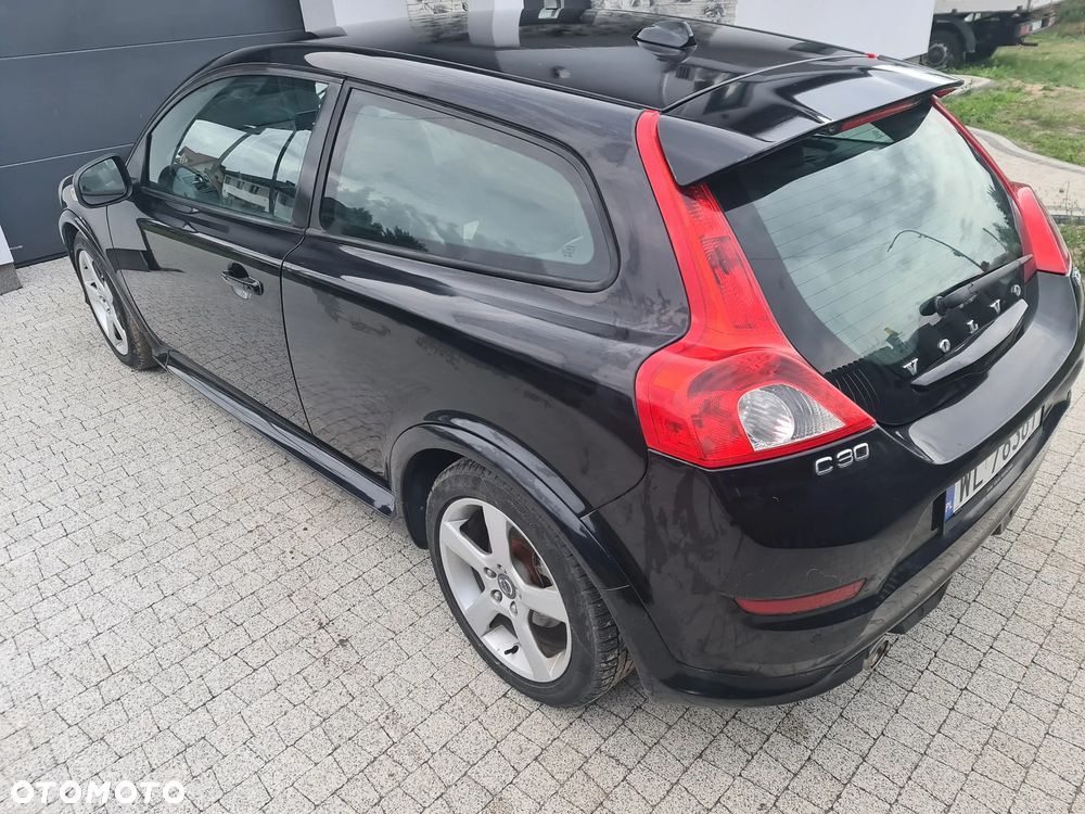 Volvo C30 D2 R-Design - 9