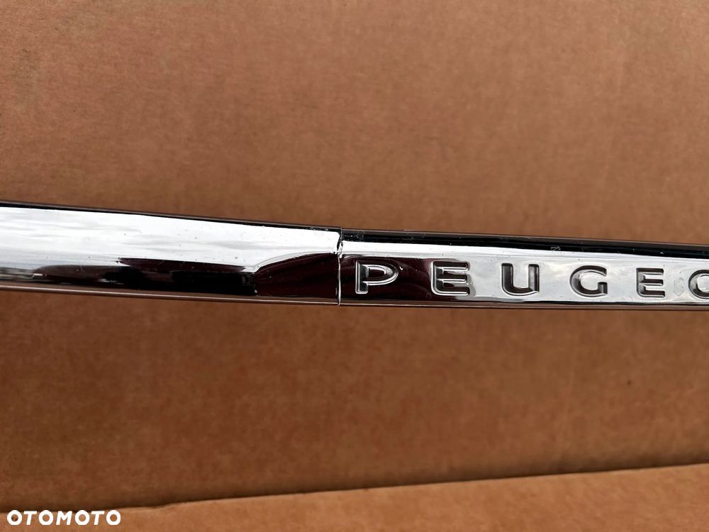 PEUGEOT 3008 II 5008 II ATRAPA GRILL CHROM EMBLEMAT - 3