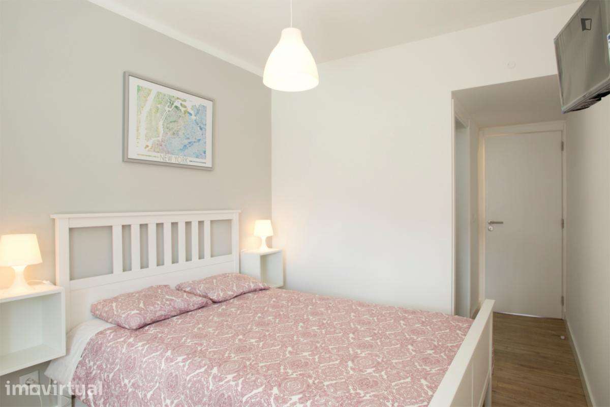 Quarto - localizado em Chelas Lisbon - Grande imagem: 2/10