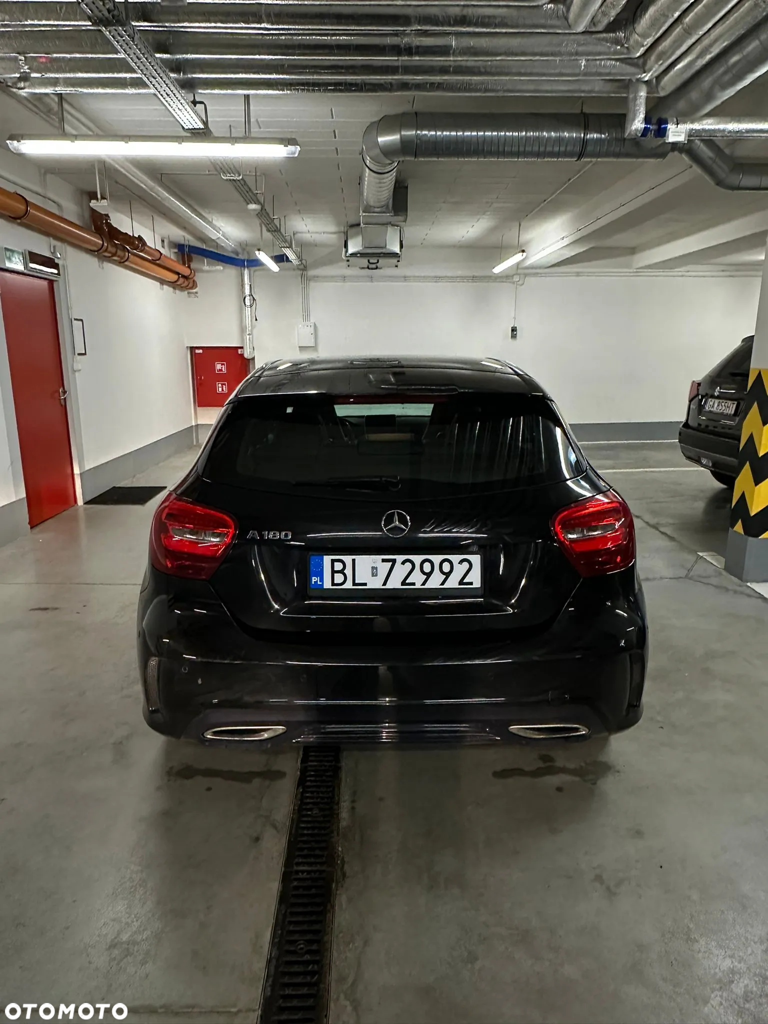 Mercedes-Benz Klasa A 180 7G-DCT - 4