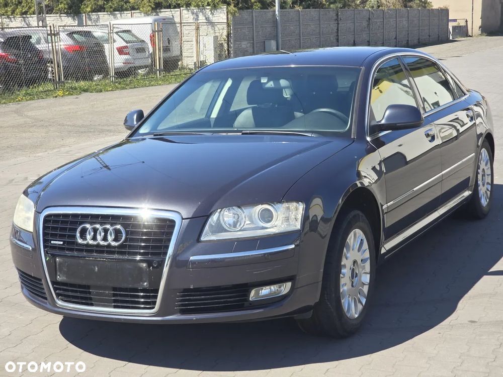 Audi A8 3.0 TDI DPF quattro Langversion - 2