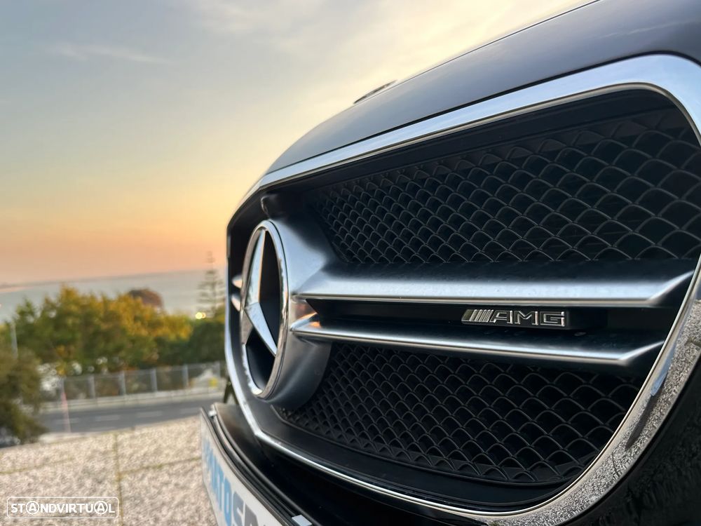 Mercedes-Benz E 53 AMG 4-Matic+ - 29