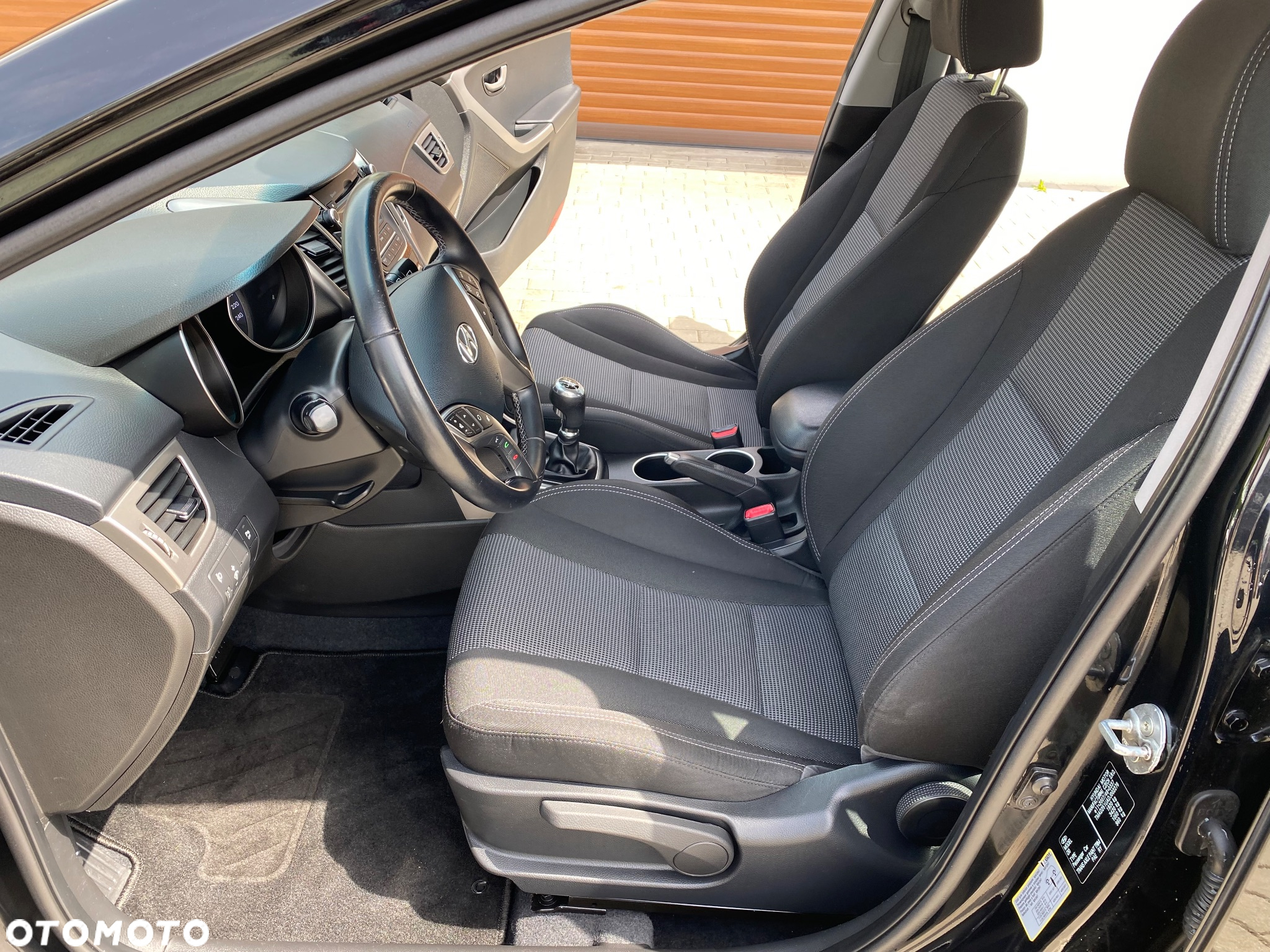 Hyundai i30 1.6 CRDi Comfort - 16