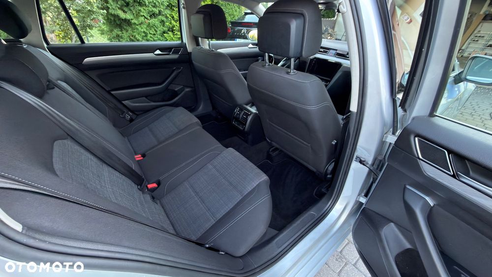 Volkswagen Passat 2.0 TDI BMT Comfortline DSG7 - 26