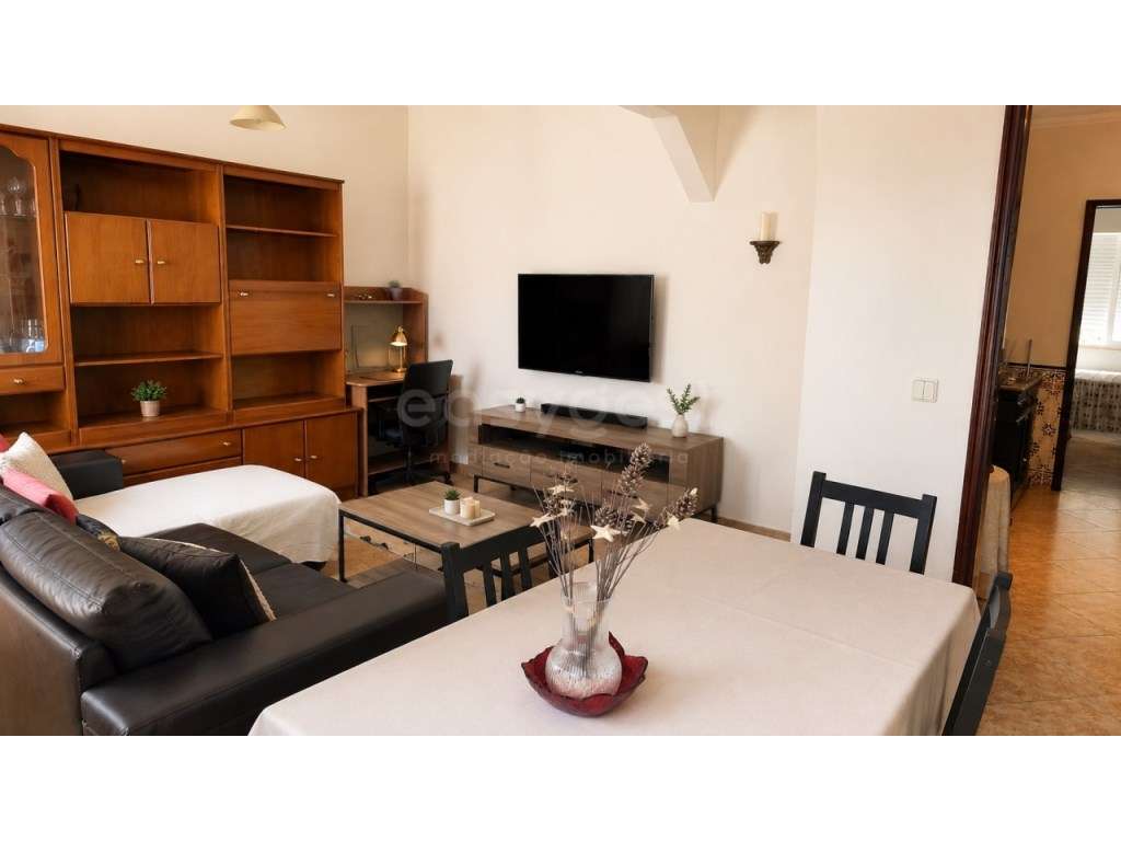 Apartamento T2 em Queluz com Marquise - Av. dos Bons Amigos / R. El... - Grande imagem: 4/16