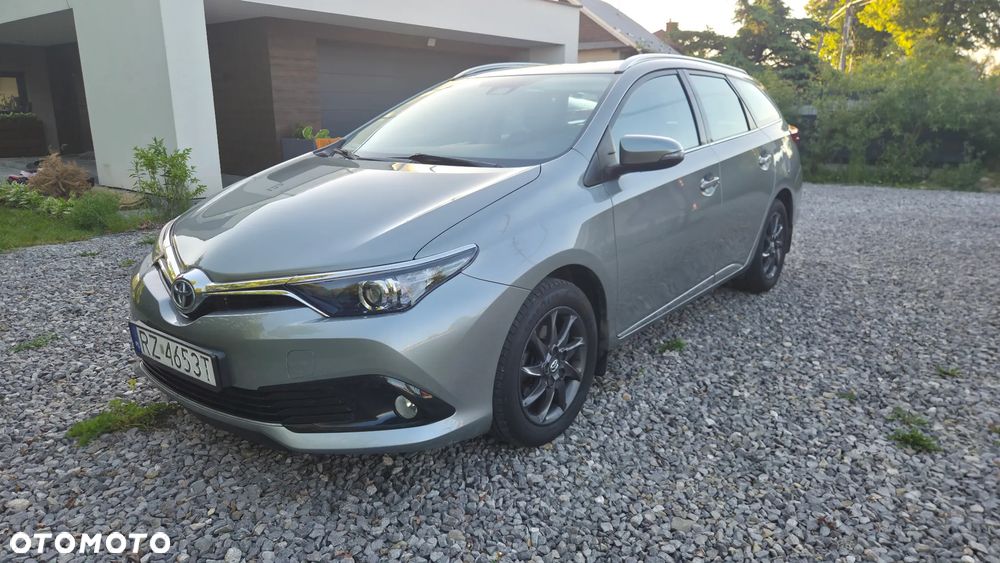 Toyota Auris 1.6 Comfort - 3