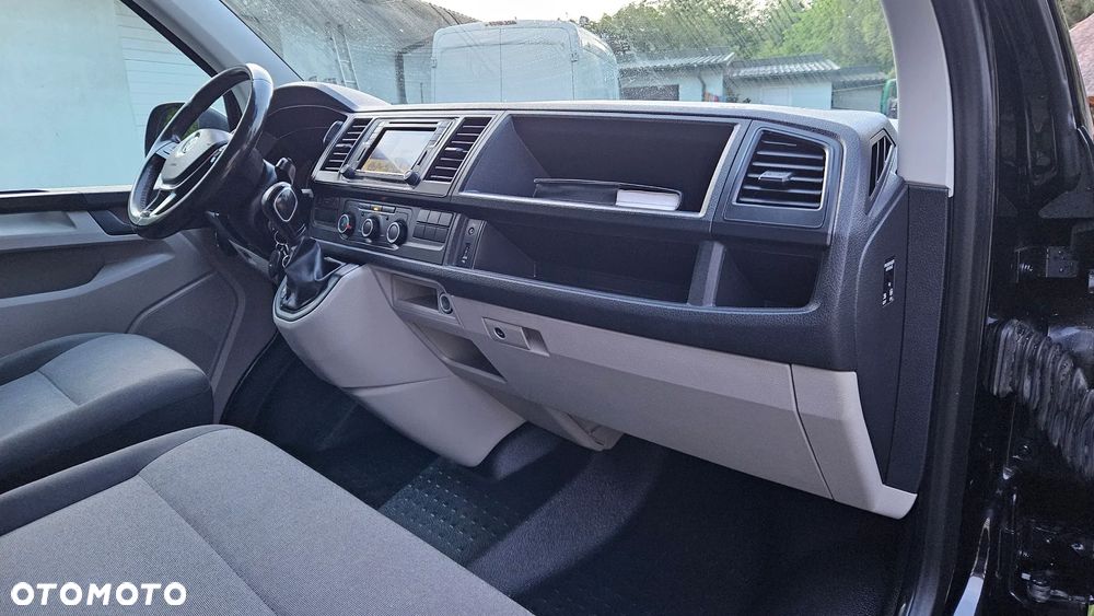 Volkswagen Transporter T6 2,0TDI 150KM DSG L2 Długi Klima Webasto Tempomat Hak - 28