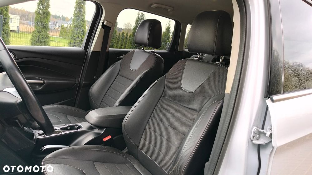 Ford Kuga 2.0 TDCi 4x4 Titanium - 11