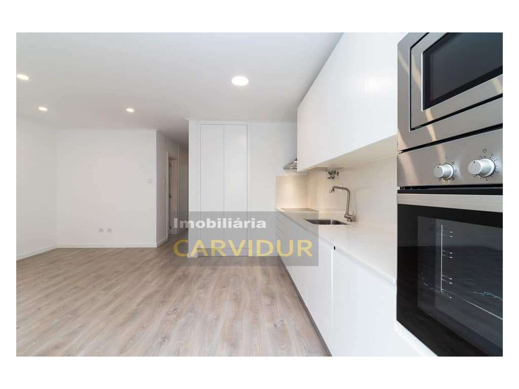 Apartamento T3 remodelação contemporânea com Quintal - Grande imagem: 2/32