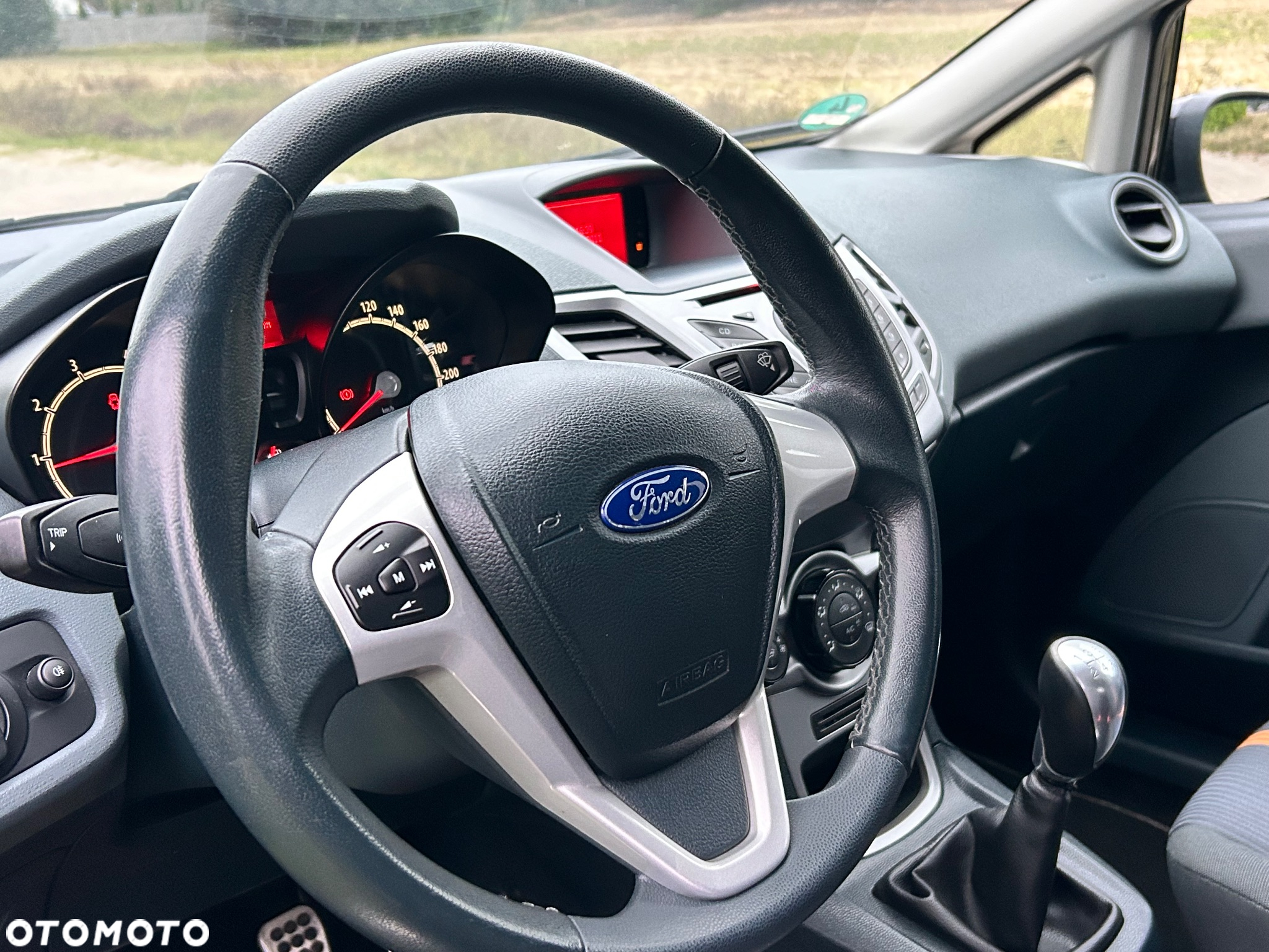 Ford Fiesta 1.25 Platinium X - 18