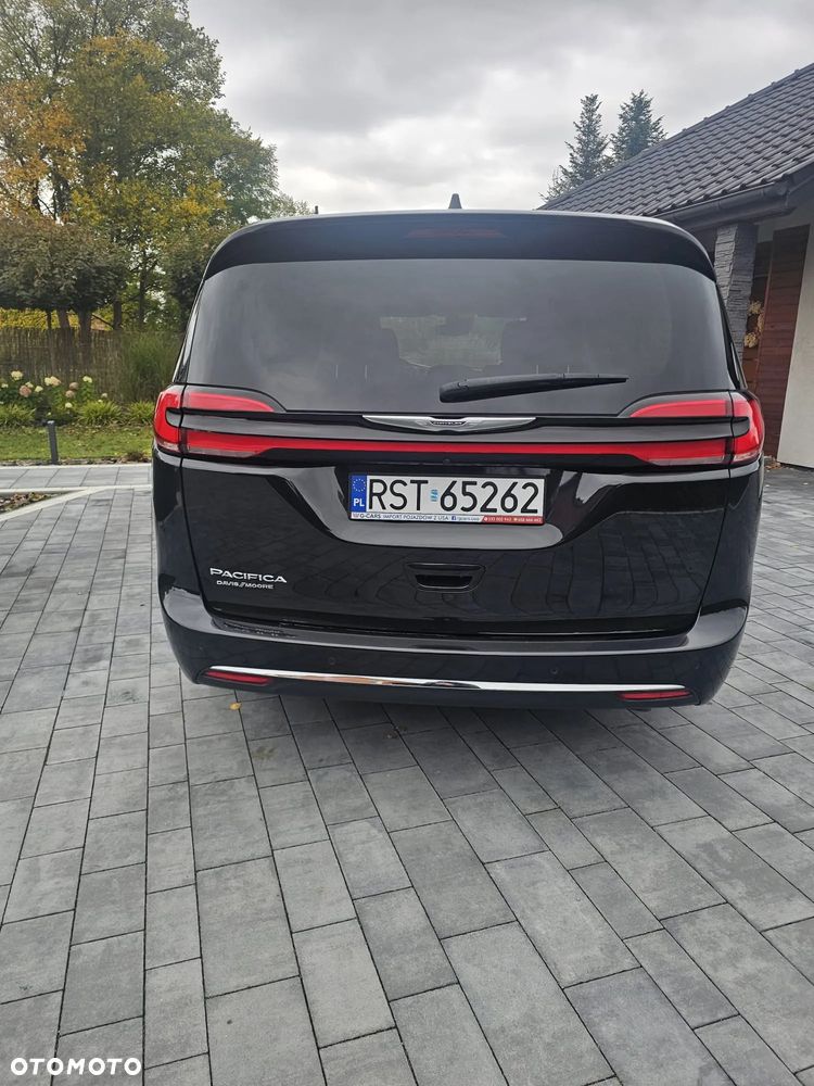 Chrysler Pacifica - 13