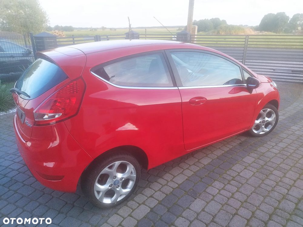 Ford Fiesta 1.25 Titanium - 19