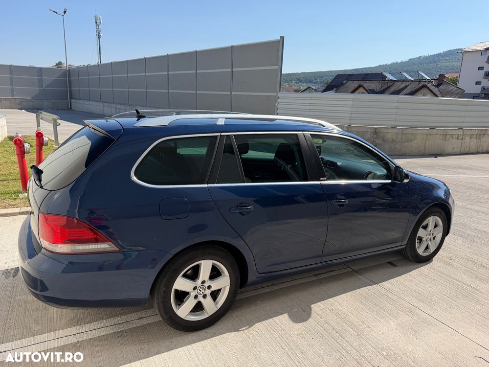 Volkswagen Golf 2.0 TDI BlueMotion Technology Comfortline - 6