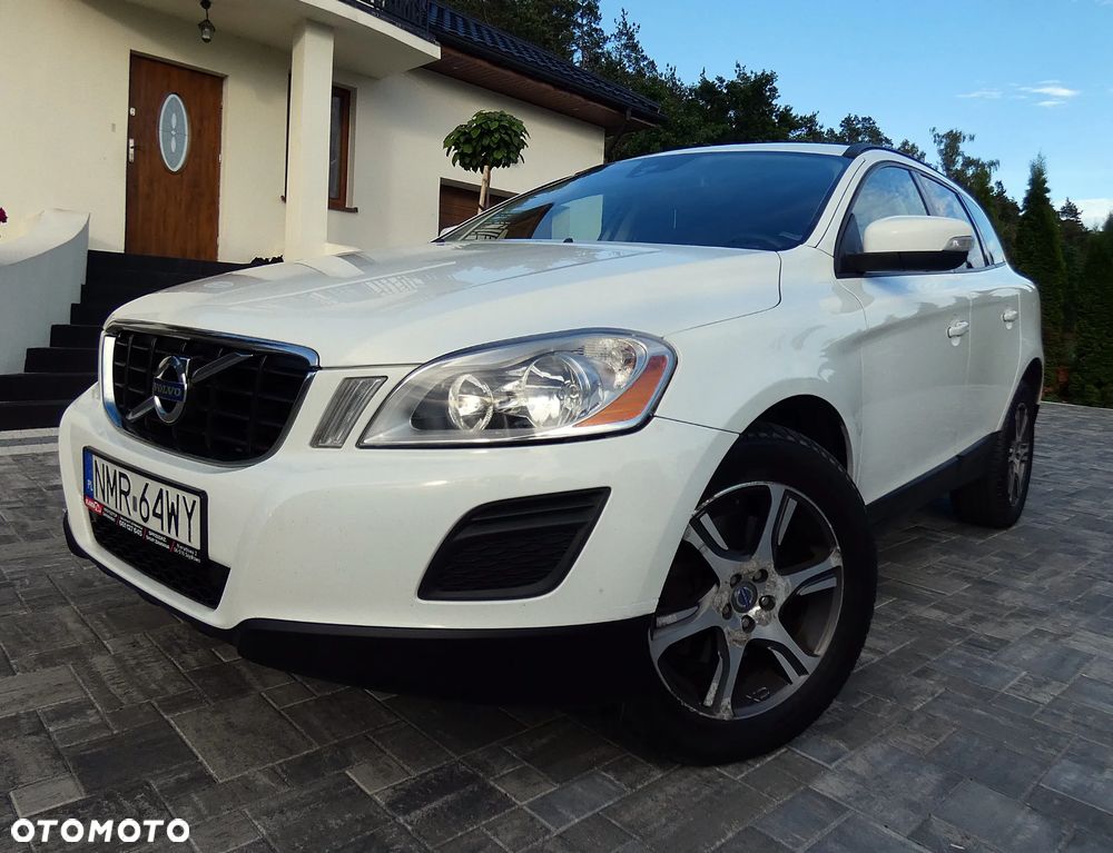 Volvo XC 60 2.4D AWD Momentum - 20