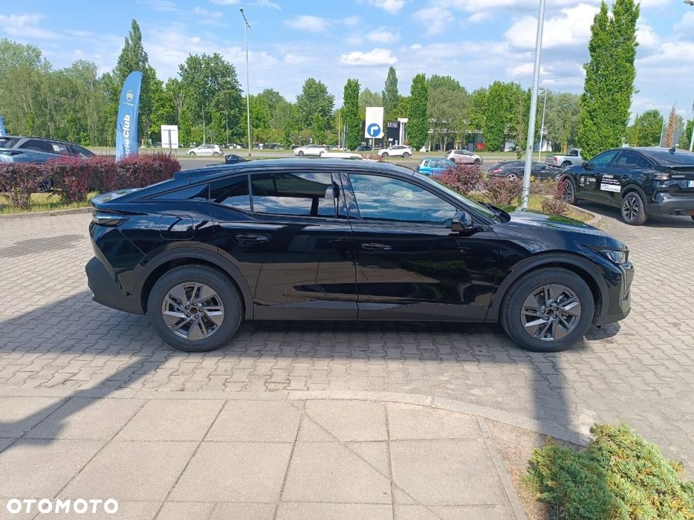 Peugeot 408 - 8