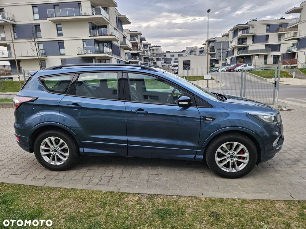 Ford Kuga 2.0 TDCi 4x2 ST-Line - 6