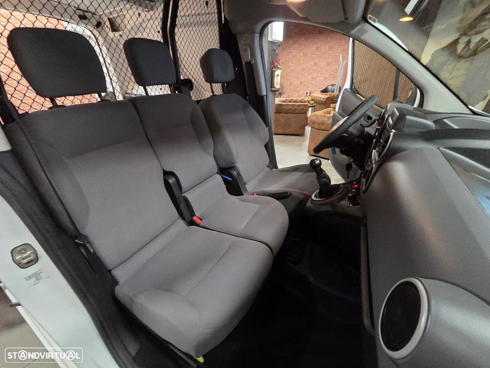 Peugeot Partner 3lugares 1.6 HDI - 16