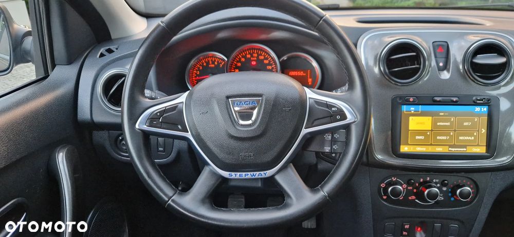 Dacia Sandero 0.9 TCe SL Celebration - 24