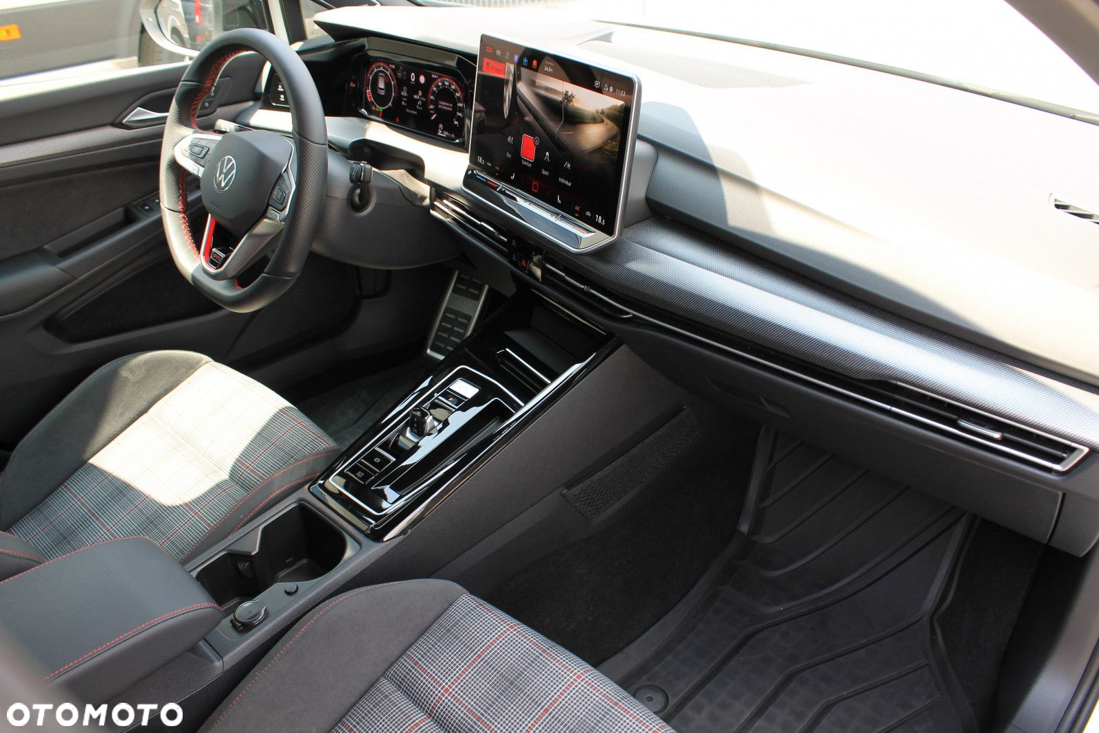 Volkswagen Golf - 14
