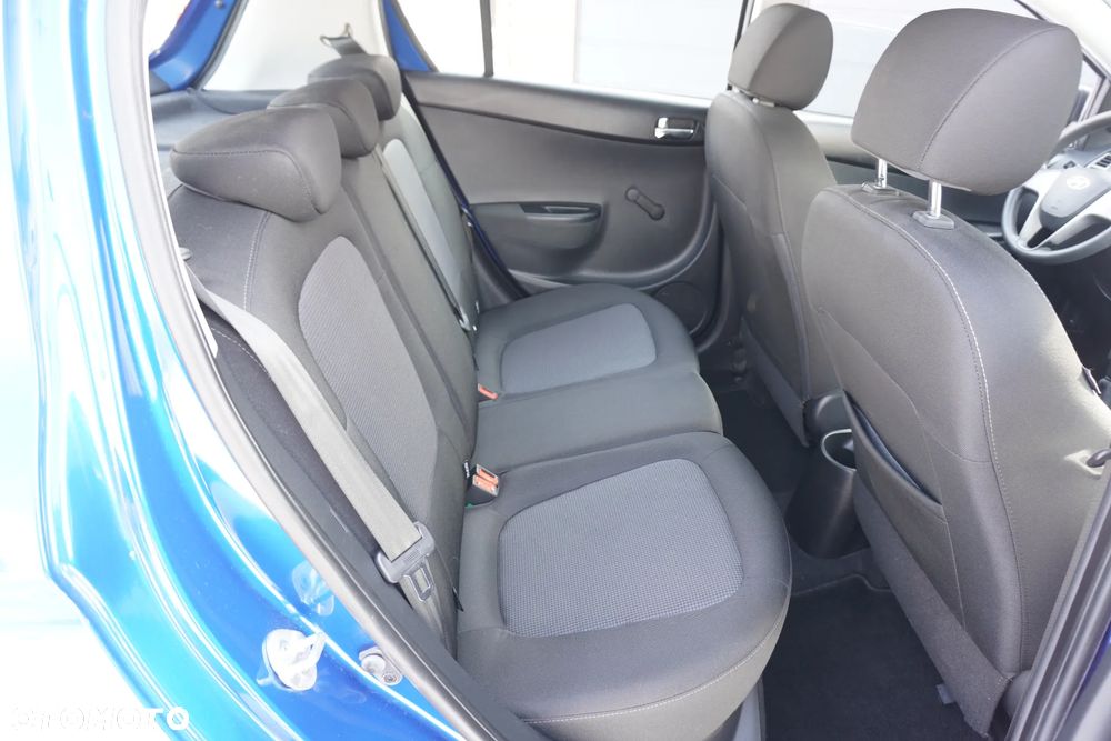 Hyundai i20 - 11