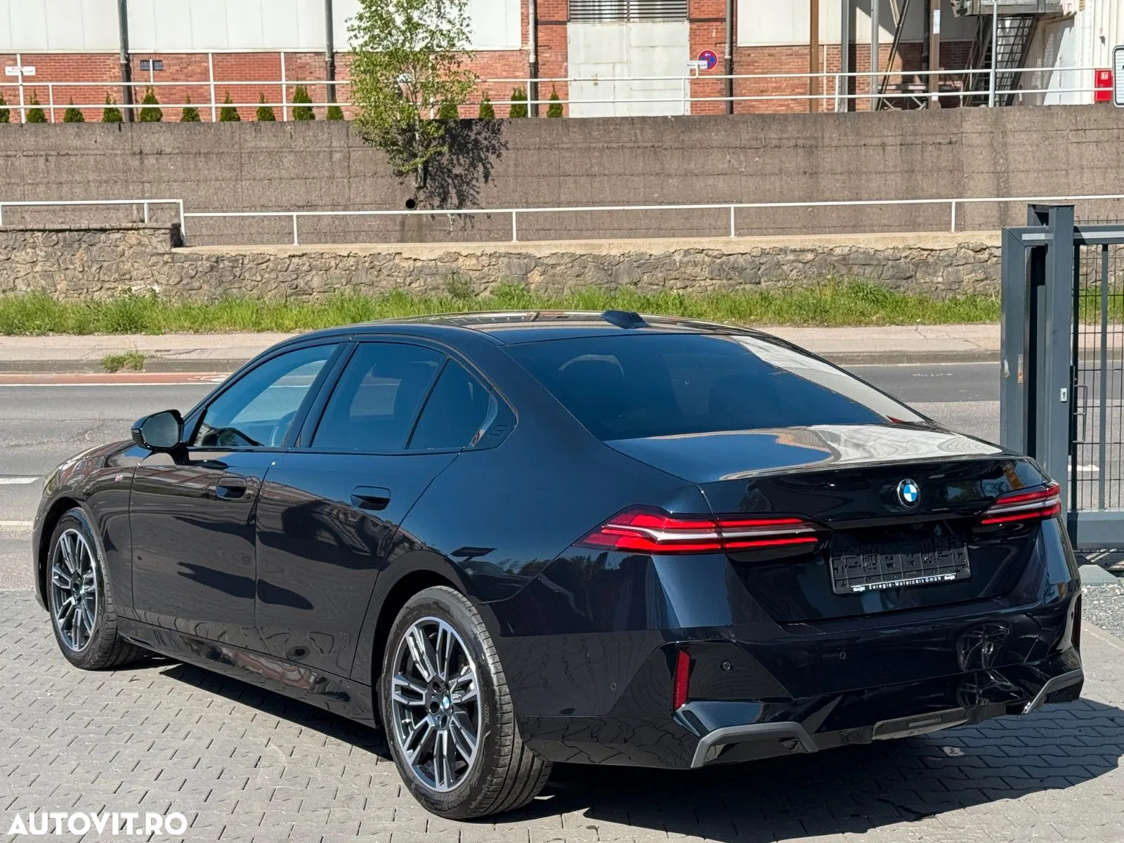 BMW Seria 5 520d AT MHEV - 2