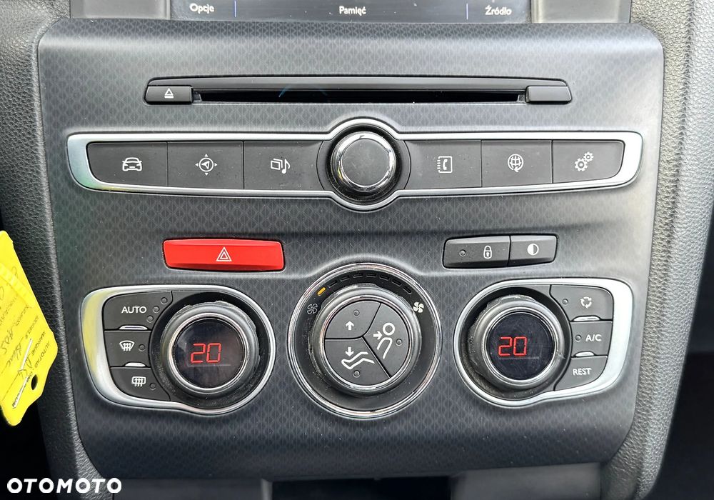 DS Automobiles DS 4 - 23