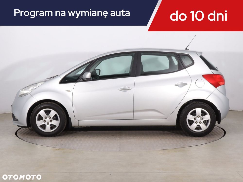 Kia Venga - 4