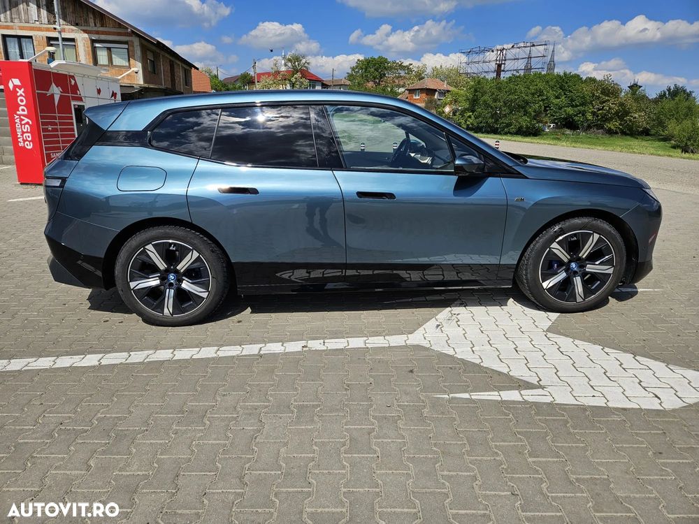 BMW iX xDrive50 - 2
