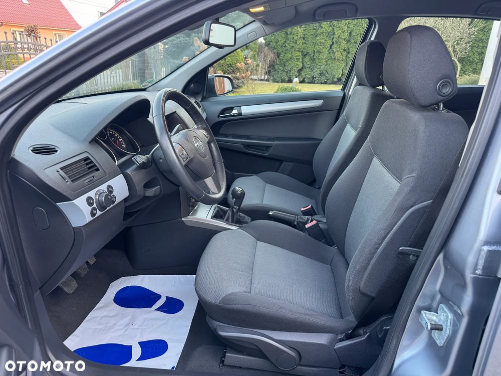 Opel Astra 1.6 Edition - 30