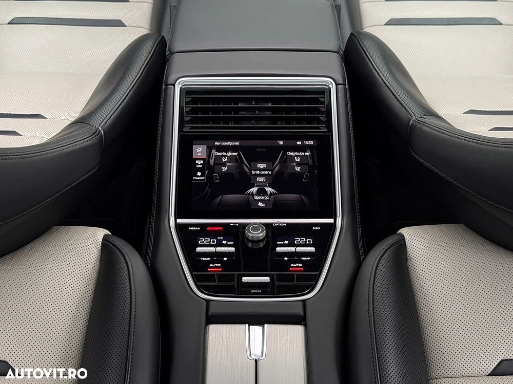 Porsche Panamera 4 E-Hybrid Executive - 26