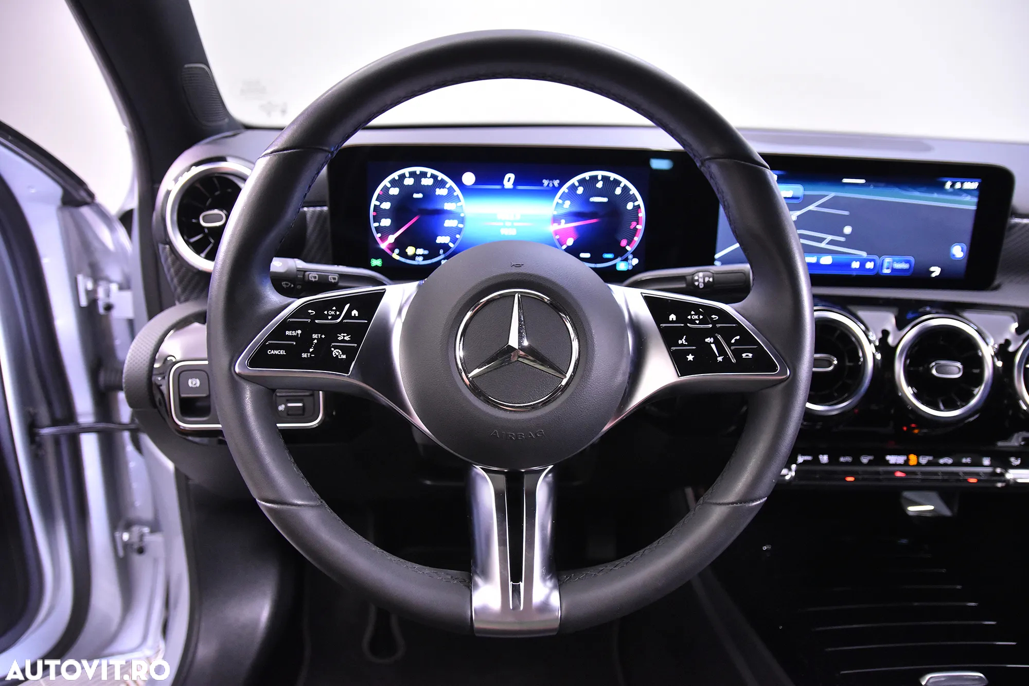 Mercedes-Benz A 180 MHEV 7G-DCT - 17