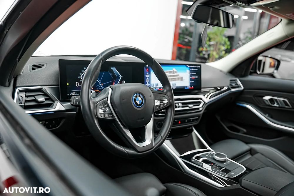 BMW Seria 3 320e Aut. Sport Line - 16