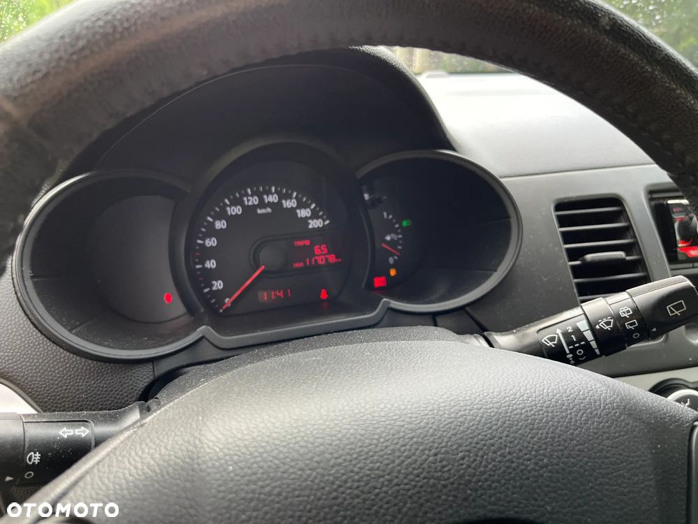 Kia Picanto 1.0 Attract - 11