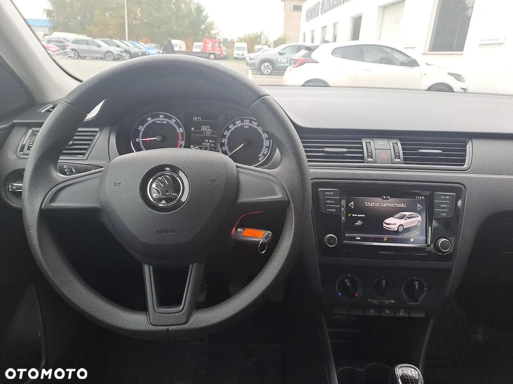 Skoda RAPID 1.0 TSI Active - 9