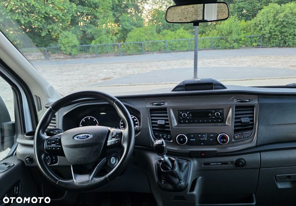 Ford Transit - 28